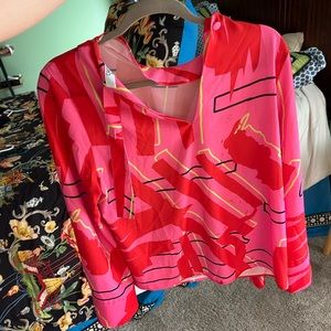 Women’s CROSBY top